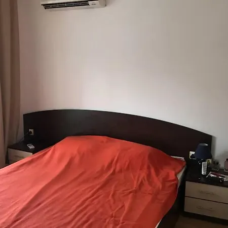 комфортное жильё в 250 метрах от моря ! Apartmán *