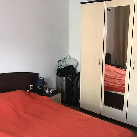 комфортное жильё в 250 метрах от моря ! Apartmán