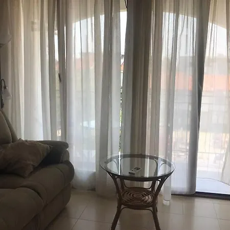 Apartmán комфортное жильё в 250 метрах от моря ! Sveti Vlas