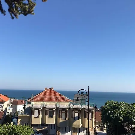 комфортное жильё в 250 метрах от моря ! * Sveti Vlas